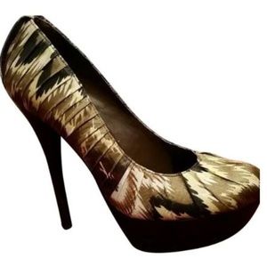 2 x $15 Aldo multi color platform pump